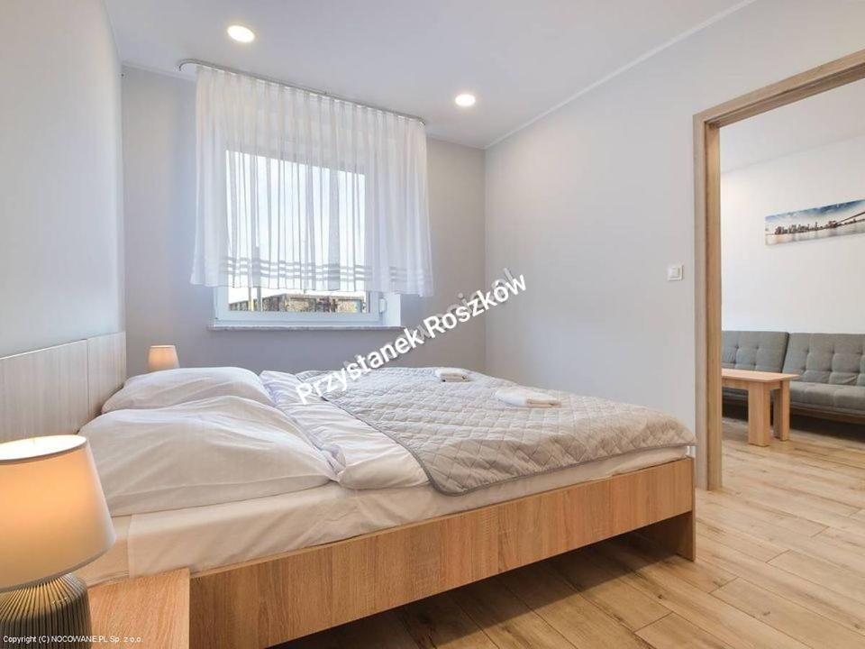 Przystanek Roszkow -Noclegi I Restauracja Bagian luar foto